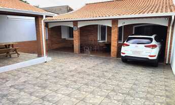 Imagem 2: Casa à venda com quintal e churrasqueira, jardim Carlos Lourenço, ao lado do Swift