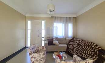 Imagem 4: Casa à venda com 3 suítes, ar condicionado, ampla sala, cozinha planejada, quintal, condom