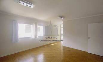 Imagem: Espaçoso apartamento de 3 quartos no Centro