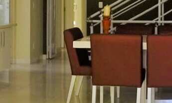 Imagem 4: Casa à Venda na Vila Vioto ? 4 Quartos, 2 Suítes, 384m² e 6 Vagas em Jundiaí