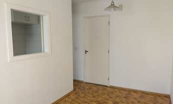 Imagem 2: 2 dormitórios, 1 banheiros, 1 vaga na garagem, 48M² de Área Construída