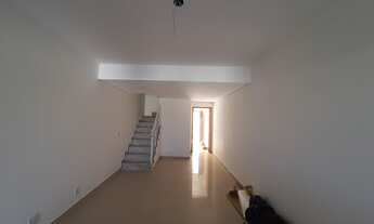 Imagem 2: Sobrado Novo - 3 Quartos, 1 Suíte e 2 Vagas