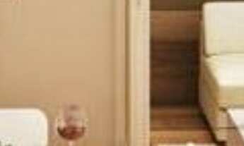 Imagem 2: 2 dormitórios, 1 banheiros, 1 vaga na garagem, 34M² de Área Construída