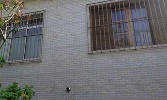 Imagem: Casa com Edícula para Família e Investidores