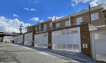 Imagem 2: Sobrado Novo com 2 Quartos, 2 Suítes e 2 Vagas Paralelas