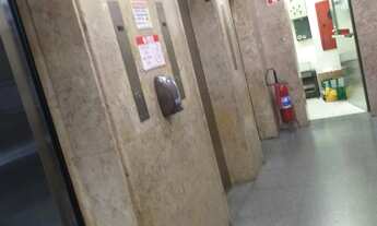 Imagem: OPORTUNIDADE Andar inteiro de Conjunto Comercial