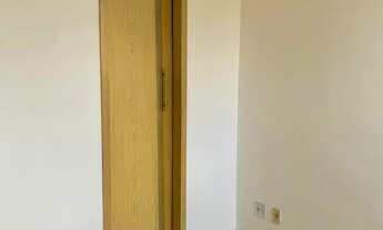 Imagem 7: Excelente apartamento com 82 metros, andar alto, possui 3 quartos, sendo 1 suíte