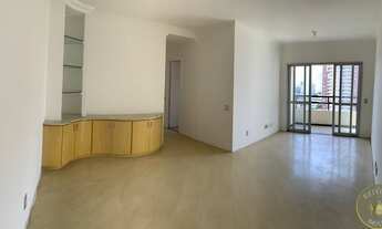 Imagem 3: Excelente apartamento com 82 metros, andar alto, possui 3 quartos, sendo 1 suíte