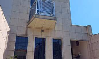 Imagem 2: Excelente Sobrado com 3 Quartos ,sendo 01 suíte e 04 Vagas à Venda, 170 m²