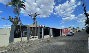 Imagem 3: CASA NO SETOR HAB ARNIQUEIRAS. 400M². 3 QUARTOS. 3 SUITES