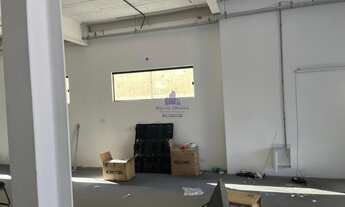 Imagem 6: Ponto Comercial para Locação no Centro de Taubaté-SP: 2 Salas, 2 Banheiros, 3 Vagas de Gar