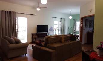 Imagem 3: Impecável Casa Comercial à Venda e ou locação em Taubaté-SP, no Bairro Quiririm: 4 Quartos