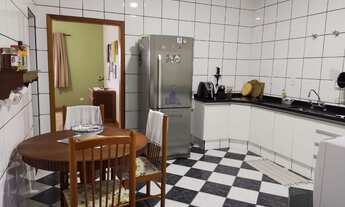 Imagem 6: Impecável Casa Comercial à Venda e ou locação em Taubaté-SP, no Bairro Quiririm: 4 Quartos