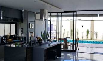 Imagem 2: Casa de alto padrão em condomínio no bairro Quiririm em Taubaté-SP: 3 quartos, 3 suítes, 3