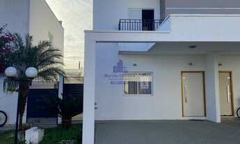 Imagem: Imperdível CASA DECORADA em Condomínio