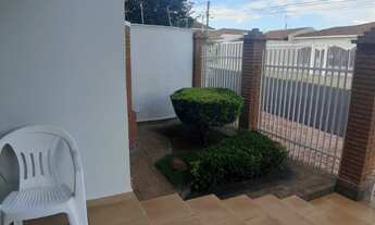 Imagem: Casa a venda com 3 quartos, 4 banheiros