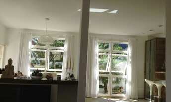 Imagem 4: Vendo Bela Casa de 03 pavimentos, semi mobiliada com 311,22m² de área privativa, com vista