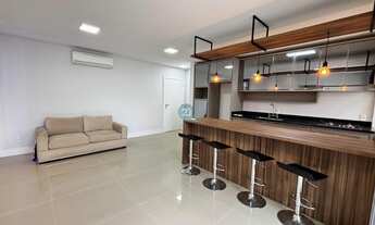 Imagem 3: Vendo apartamento semi mobiliado, com 02 dormitórios (02 suítes), sacada com churrasqueira