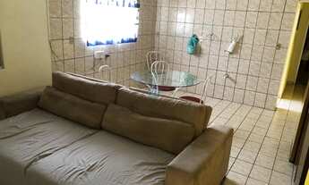 Imagem 2: Vendo casa mobiliada com 03 dormitórios, sendo todos suítes, 06 vagas de garagem, espaço g