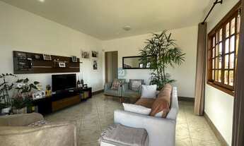 Imagem 3: Vendo Casa tipo sobrado, 03 dormitórios, 05 vagas de garagem, espaço gourmet c/ churrasque