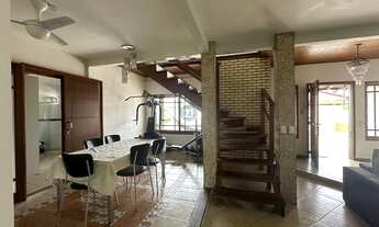 Imagem 2: Casa à Venda em Florianópolis-SC, Campeche: 5 Quartos, 4 Suítes, 3 Salas, 7 Banheiros, 3 V