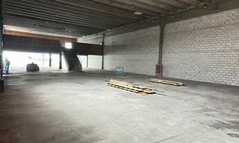 Imagem 5: Aluga-se galpão com 1150m² á 100 metros da BR 101, no bairro Jardim Florianópolis, São Jos