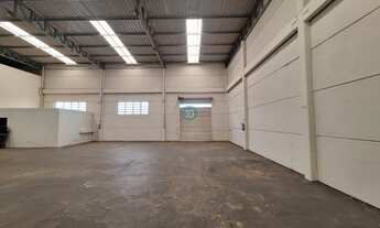 Imagem 4: Alugo Galpão Industrial em Palhoça-SC, com 04 salas, 04 banheiros, 10 vagas de estacioname