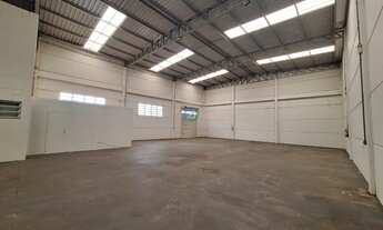 Imagem 6: Alugo Galpão Industrial em Palhoça-SC, com 04 salas, 04 banheiros, 10 vagas de estacioname