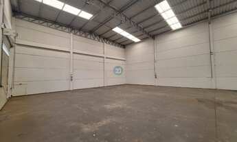 Imagem 3: Alugo Galpão Industrial em Palhoça-SC, com 04 salas, 04 banheiros, 10 vagas de estacioname