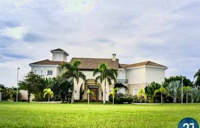 Imagem 3: Terreno a Venda em Codomínio em Alto Padrão no Costão do Santinho em Florianópolis!