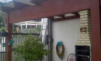 Imagem 7: Vendo casa 02 dormitórios, sendo 01 suíte, com 02 vagas de garagem, no Ingleses - Florianó