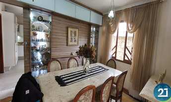 Imagem 4: Vendo Casa tipo Sobrado semi-mobiliado c/ 05 dormitórios, área gourmet, 02 vagas de garage