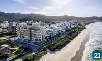 Imagem 7: Vendo Apartamento vista mar, com 03 suítes, sacada com churrasqueira a carvão, 02 vagas de