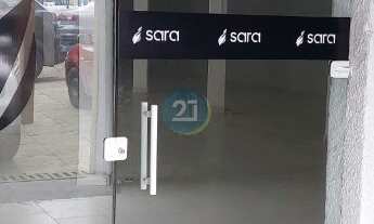Imagem 6: Alugo sala comercial térrea, com 350m², 05 vagas de estacionamento descoberta na frente