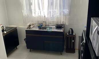 Imagem 5: Vendo Casa com 04 dormitórios c/ 01 Suíte, edícula com churrasqueira, vaga de garagem, em