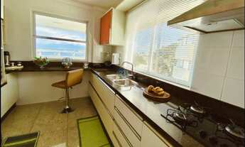 Imagem 4: Vendo apartamento semi mobiliado e Vista para o mar, com 03 suítes, Sacada com churrasquei