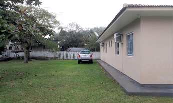 Imagem 3: Vendo casa de alvenaria com 138m² de construção e terreno com 660m², 05 suítes, churrasque