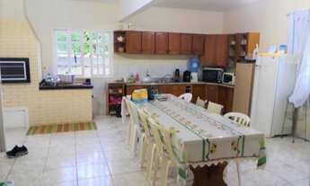 Imagem 6: Vendo casa de alvenaria com 138m² de construção e terreno com 660m², 05 suítes, churrasque