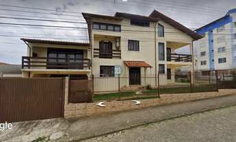 Imagem 4: Vendo Casa de 03 pavimentos semi-mobiliado, c/ 04 dormitórios c/ 01 suíte, vaga de garagem