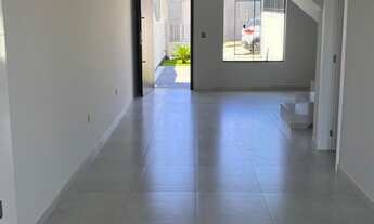 Imagem 2: Vendo casa sobrado, com 03 dormitórios c/ 01 suíte, espaço gourmet com churrasqueira, 02 v