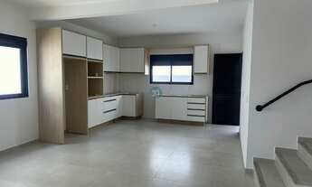 Imagem 3: Alugo casa com 04 dormitórios, espaço para 4 carros, no Campeche - Florianópolis