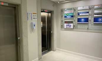 Imagem 4: Sala comercial com 33m², à venda no Centro de Florianópolis, localizado próximo ao calçadã