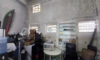 Imagem 6: Vendo Loja no pavimento Térreo com 47 m². Localizada no Bairro Carvoeira próximo a UFSC