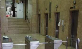 Imagem: Procura por um espaço comercial amplo