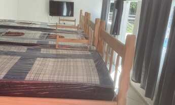 Imagem 2: Casa de Condomínio com 3 suites e 6 banheiros 4 vagas à Venda, 1200m² por R$ 1700.000,00