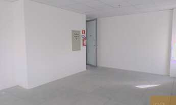 Imagem 3: Aluguel de Sala Comercial de Alto Padrão em Condomínio no Jardim Caravelas, São Paulo-SP