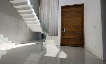 Imagem 3: Casa de luxo à venda em Alphaville, Santana de Parnaíba-SP: 4 quartos, 4 suítes, 2 salas