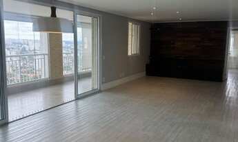 Imagem 2: Apartamento para Alugar, com 3 Quartos e 4 banheiros 177 m²