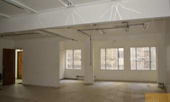 Imagem: CONJUNTO COM 208M² NA REGIÃO CENTRAL DE