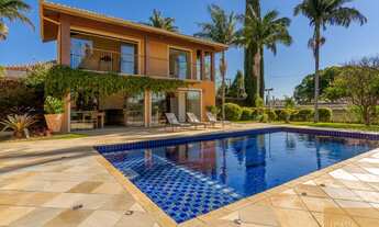 Imagem 2: LINDÍSSIMA CASA À VENDA EM ATIBAIA, 350m² COM 5 SUÍTES. PORTEIRA FECHADA